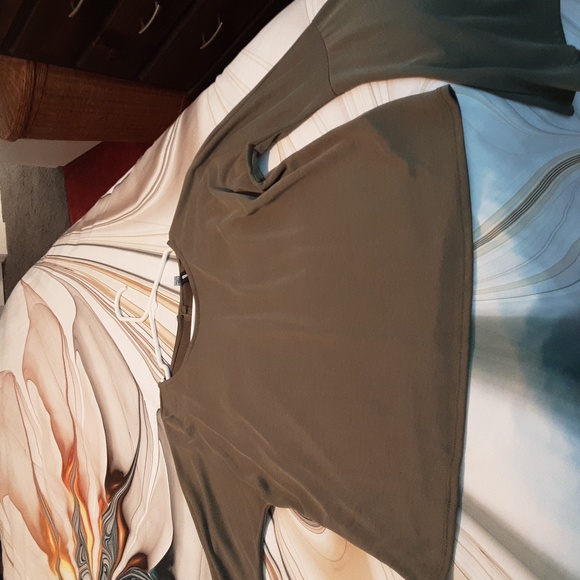 Design Lab top - Picture 3 of 5